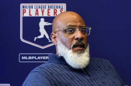 MLBPA keeps Clark, extends executive director through 2027