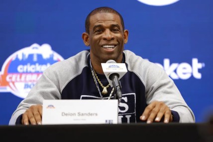 Deion Sanders aims for perfect finish with Jackson State