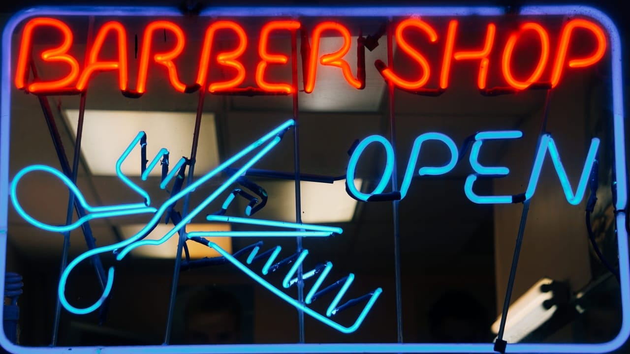 Barbershop owner sheltered dozens in shop during Buffalo blizzard