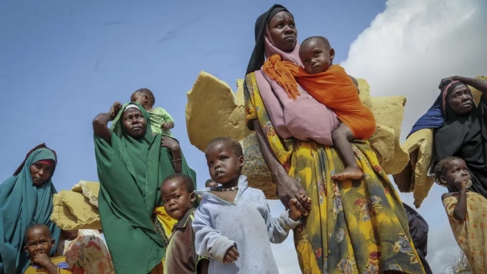 Somalis leave drought-stricken area, theGrio.com