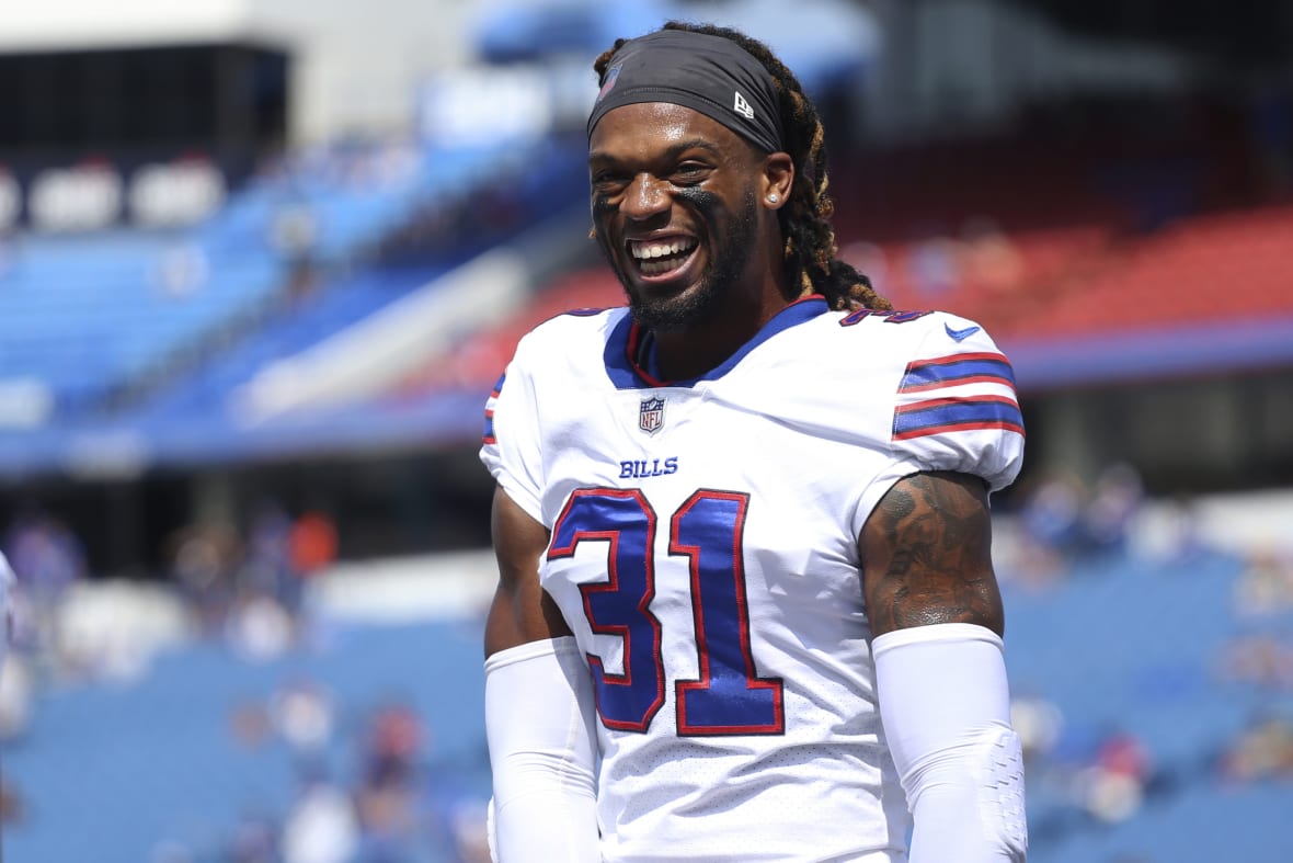 Buffalo Bills fans hold prayer vigils for Damar Hamlin with NFL