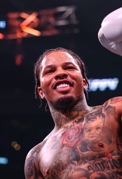 Gervonta Davis defeats Hector Garcia, retains WBA lightweight title