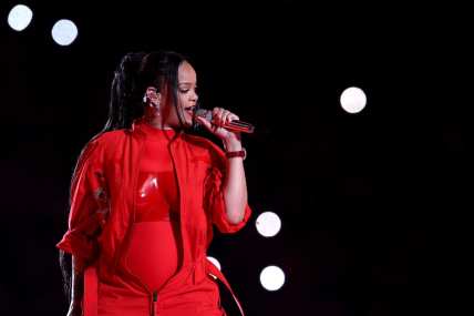 Rihanna rises and shines during Super Bowl halftime performance — and reveals she’s pregnant with second child