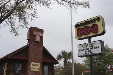  Slurs, coercion at BBQ chain with racist history