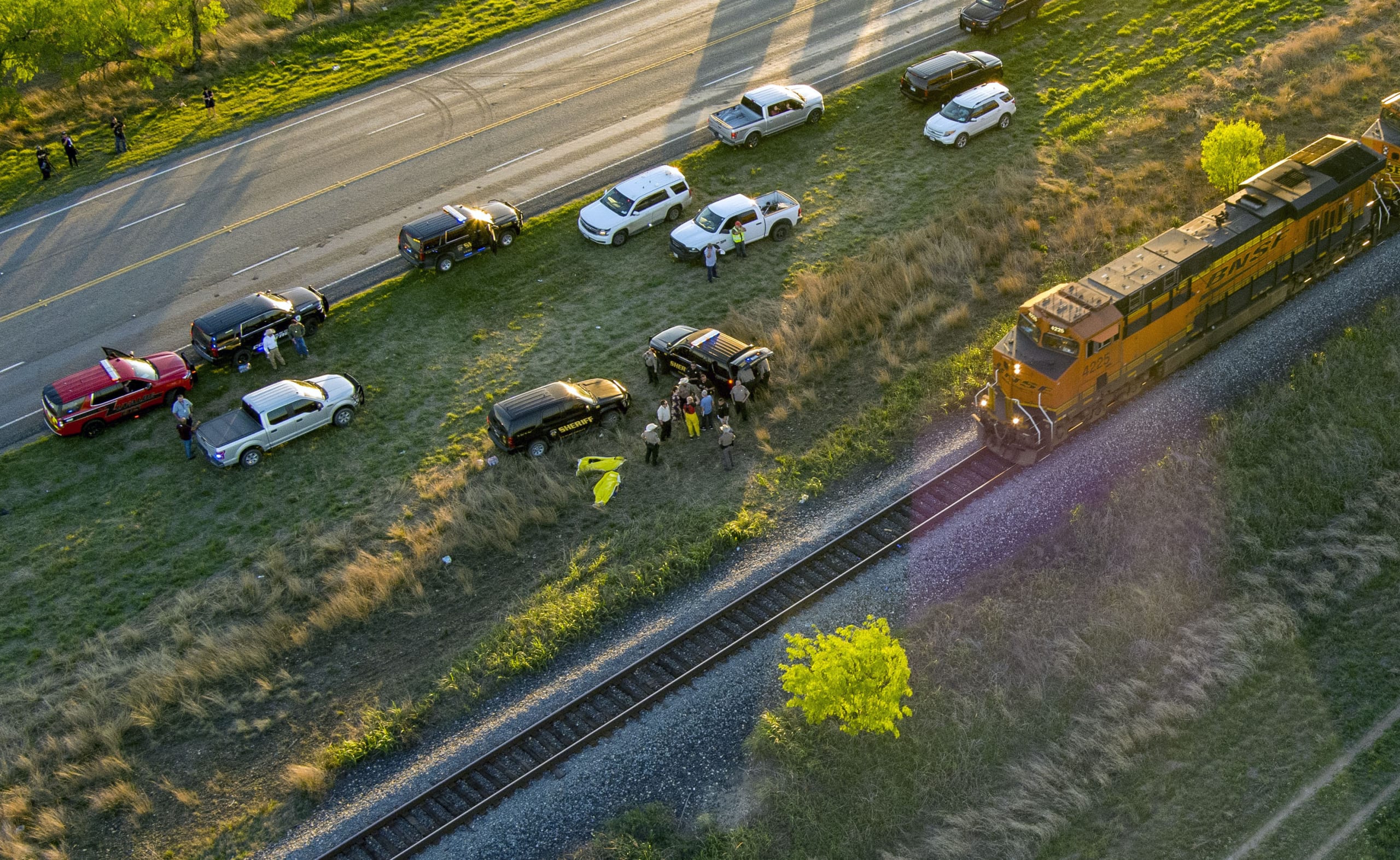 Texas police: Migrants found ‘suffocating’ in train; 2 dead