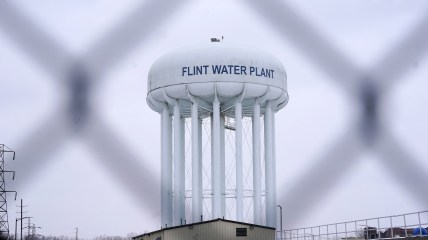 Judge OKs $626M settlement in Flint water case