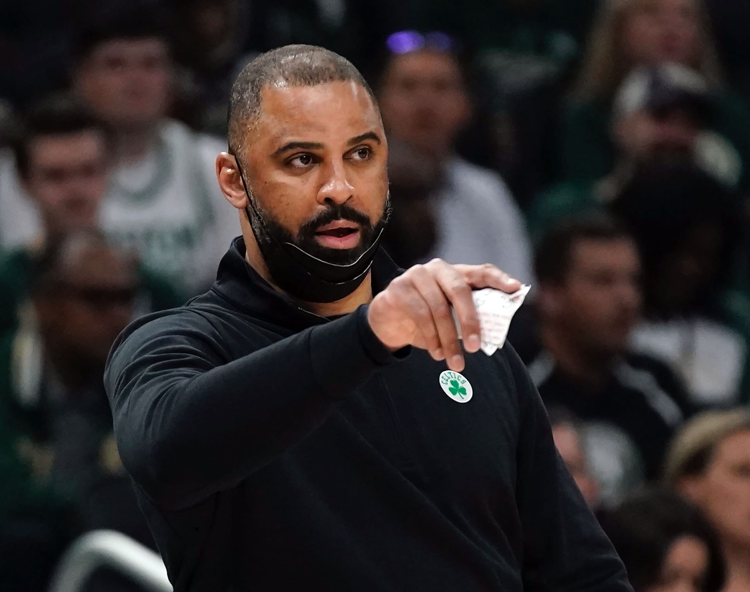 AP source: Rockets hire ex-Celtics coach Udoka as coach