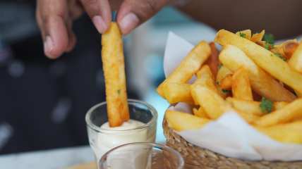 French fries linked to depression, fried foods unhealthy, Black health and wellness, Black cooking, theGrio.com