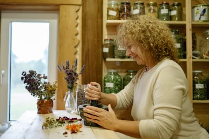  The resurgence of African-American herbalism