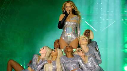 Beyoncé kicked off the ‘Renaissance’ tour in Europe in stunning couture
