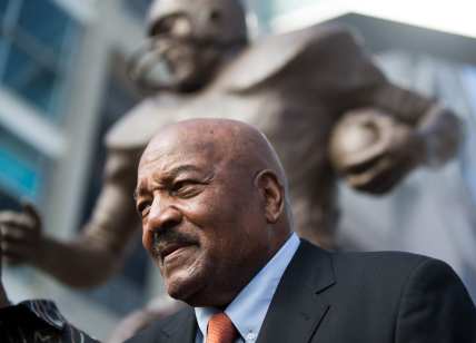NFL giant and civil rights icon Jim Brown dies at age 87