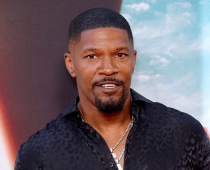 Kevin Hart offers support to ailing Jamie Foxx