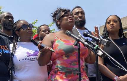 Breonna Taylor’s mother backs campaign that opposes Black GOP gubernatorial candidate in Kentucky