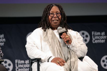 Raven-Symoné says Whoopi Goldberg gave off ‘lesbian vibes’ while on ‘The View’