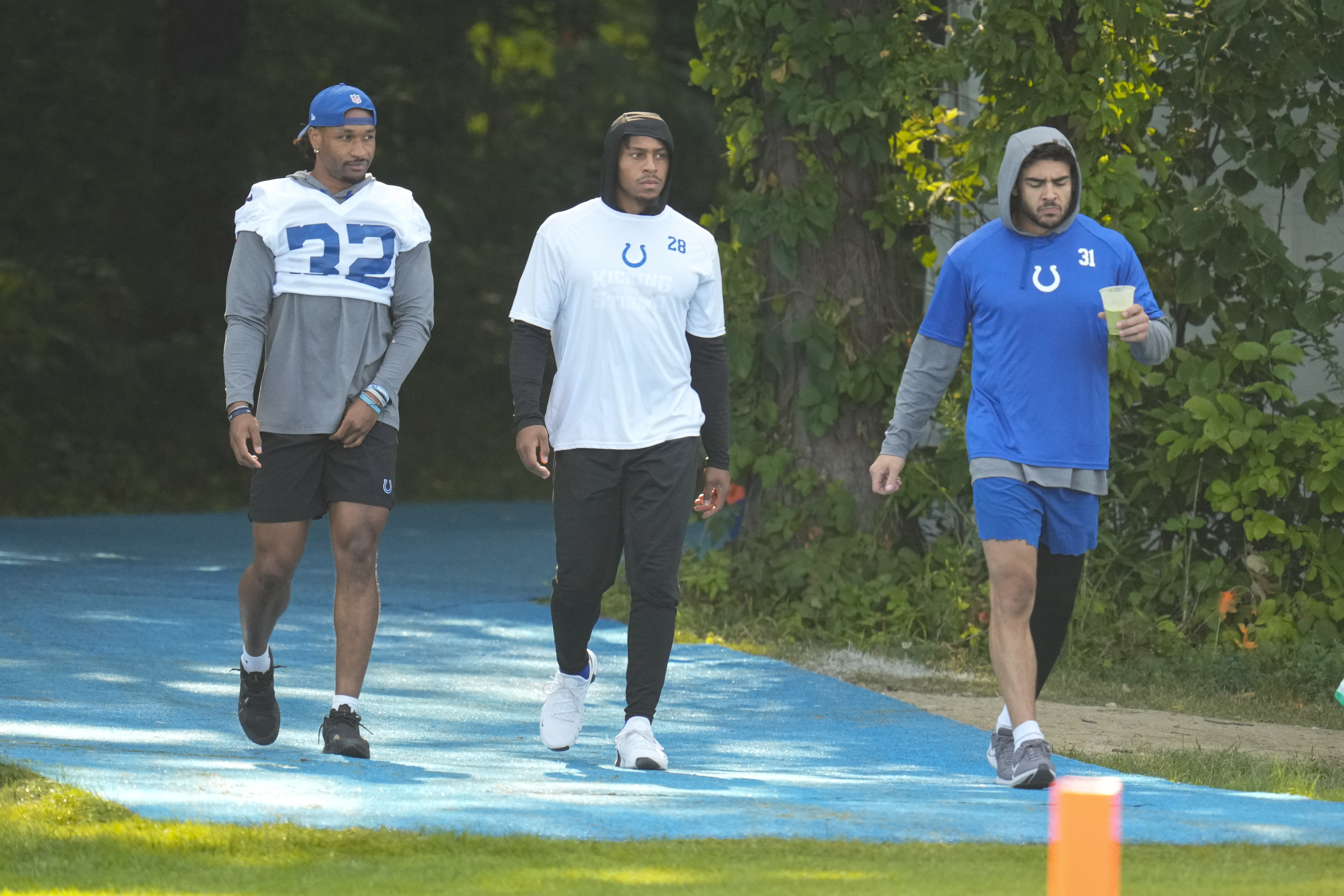 Indianapolis Colts training camp: Jonathan Taylor, Shaq Leonard