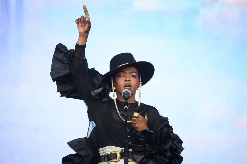 Lauryn Hill says fans are ‘lucky’ that she made it to Saturday show