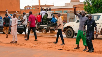 Tensions rise as West African nations prepare to send troops to restore democracy in Niger