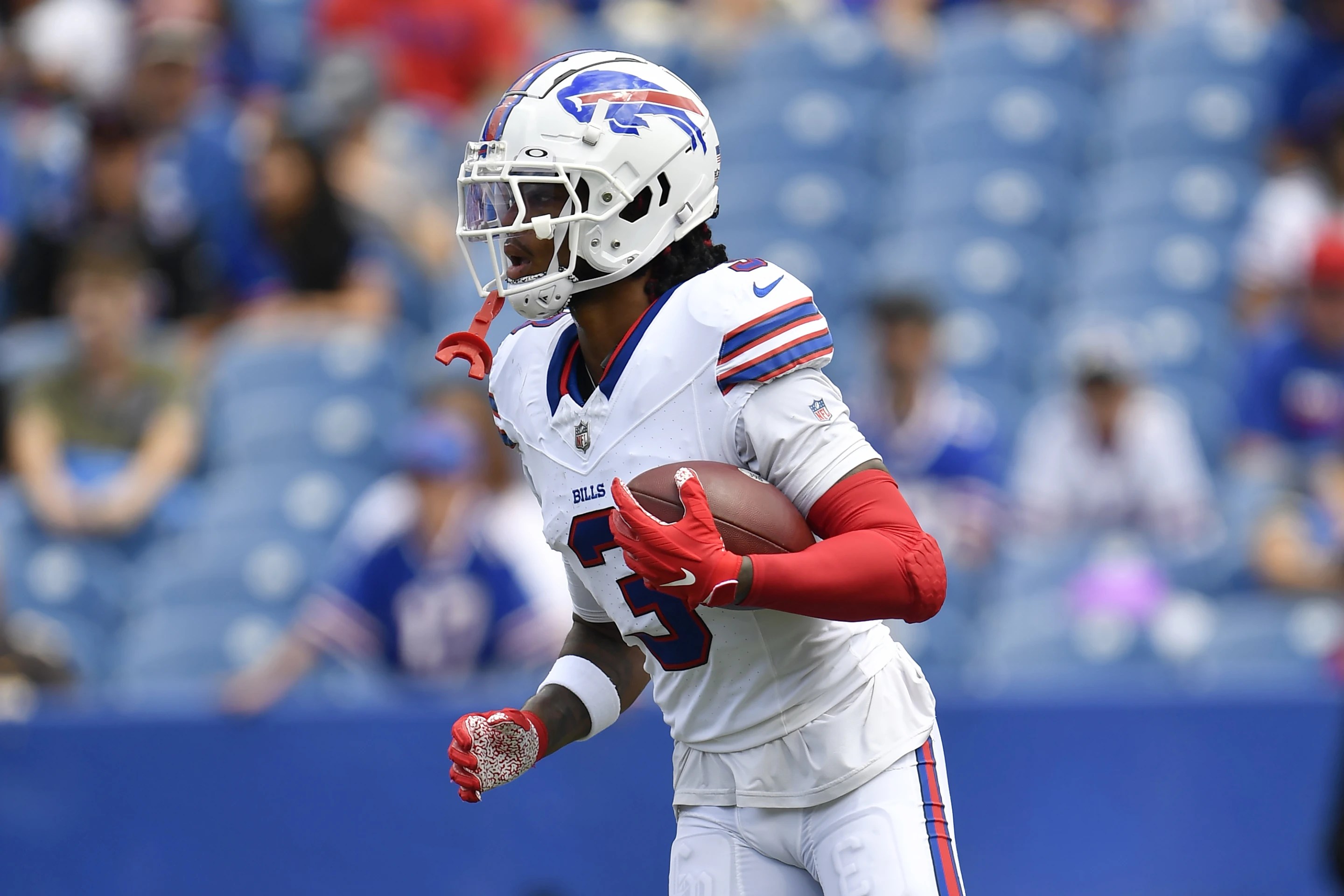 Buffalo Bills Wearing Jersey Patches to Support Damar Hamlin