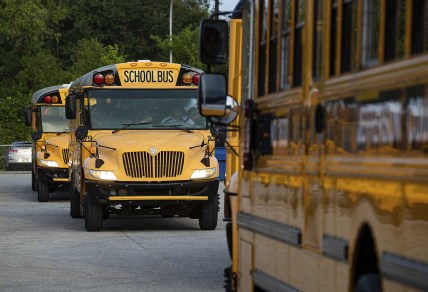 New school bus routes a ‘disaster,’ Kentucky superintendent admits. Last kids got home at 10 pm
