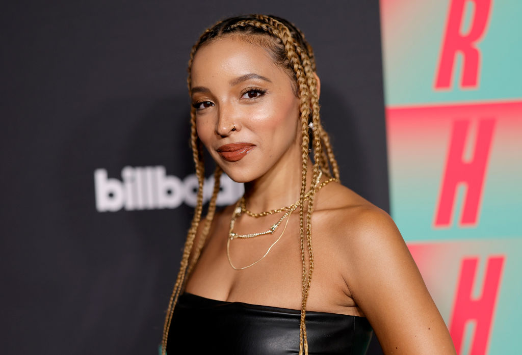 Tinashe Has It All Under Control
