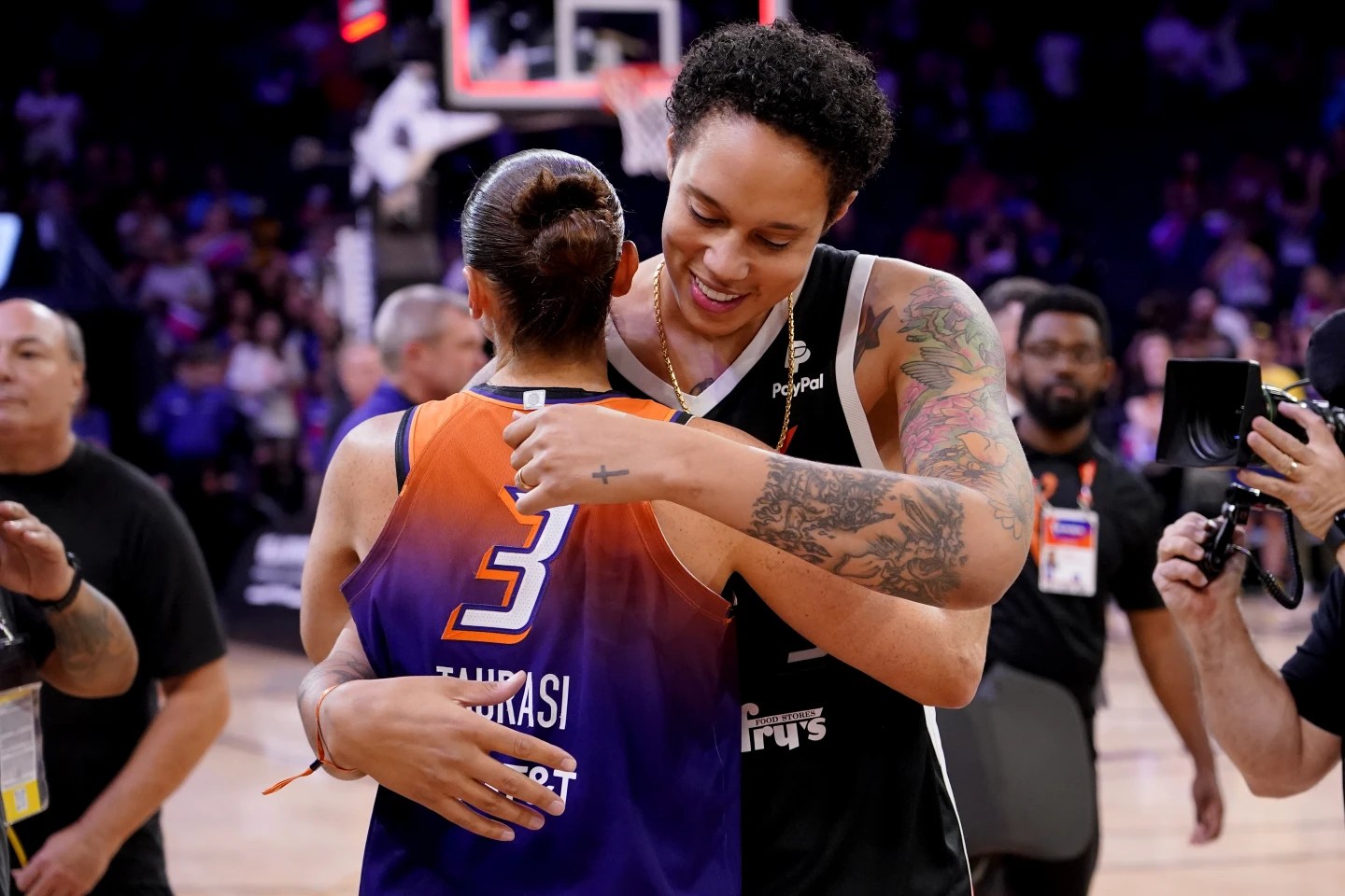 Brittney Griner misses 2nd straight game for Mercury with hip injury