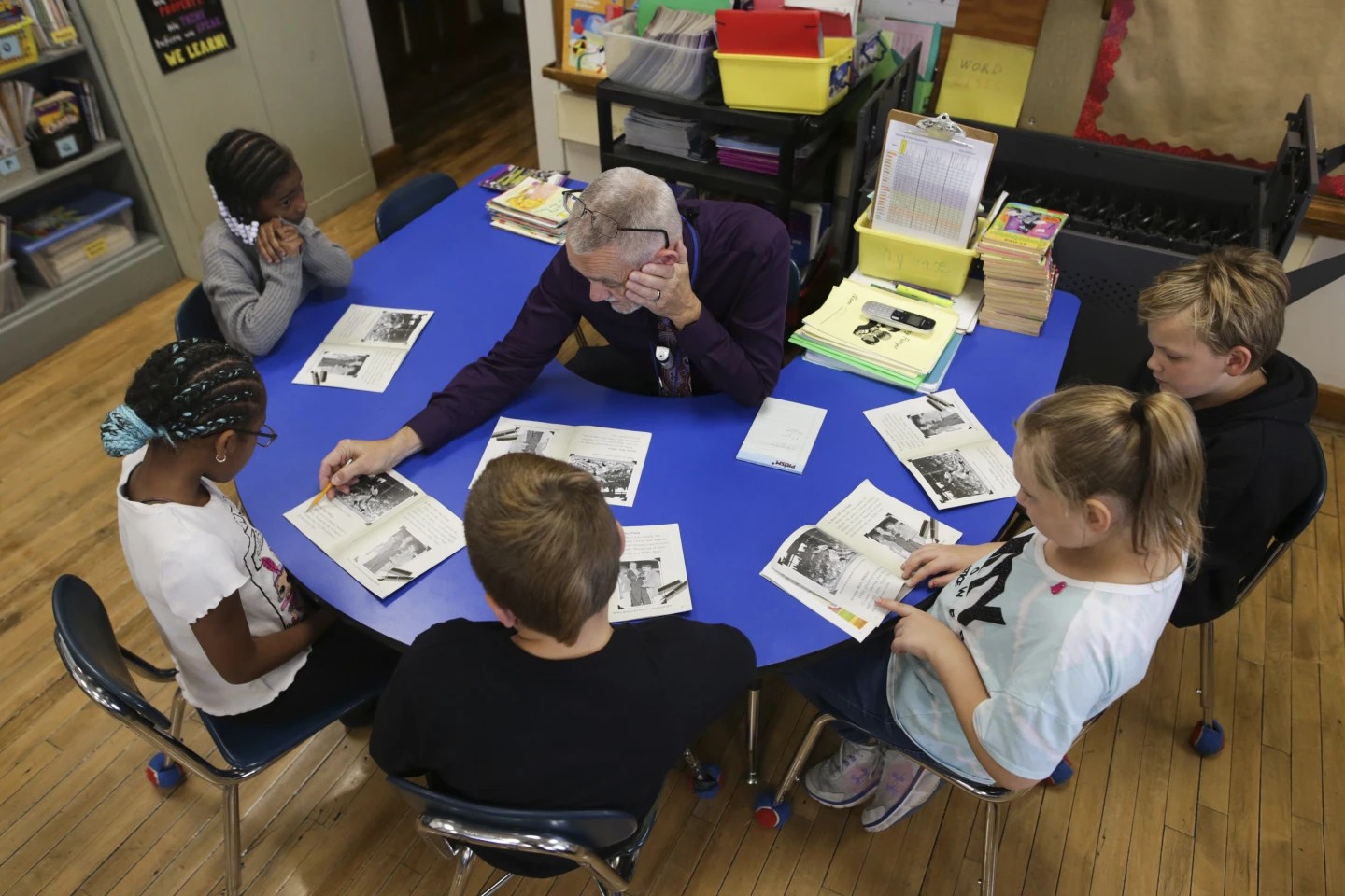 Children hit hardest by the pandemic are now the big kids at school. Many still need reading help