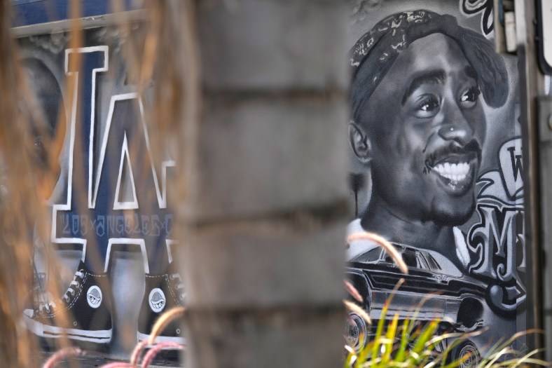 Tupac mural, theGrio.com