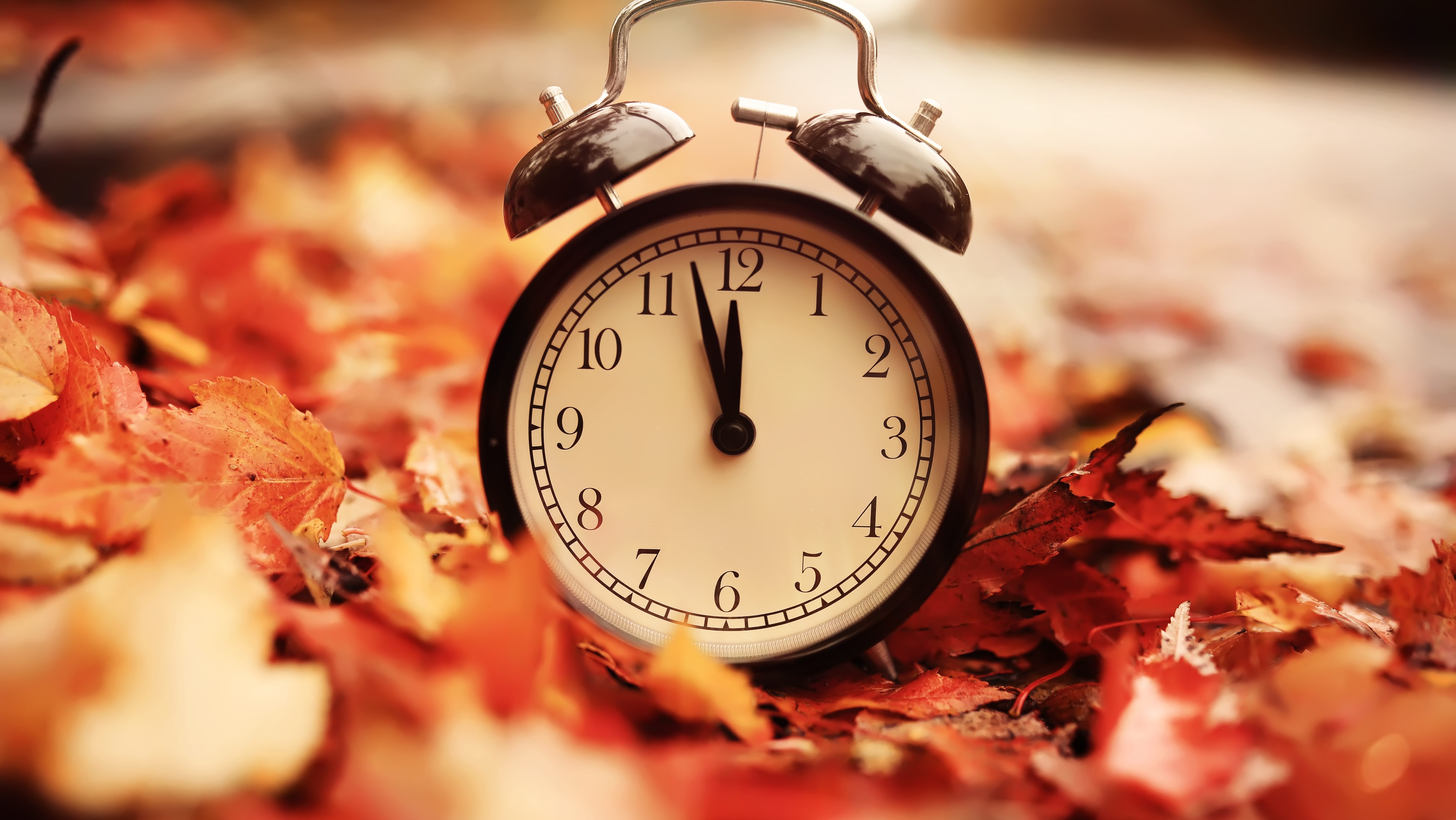 End of US daylight savings time 2023: When do the clocks 'fall