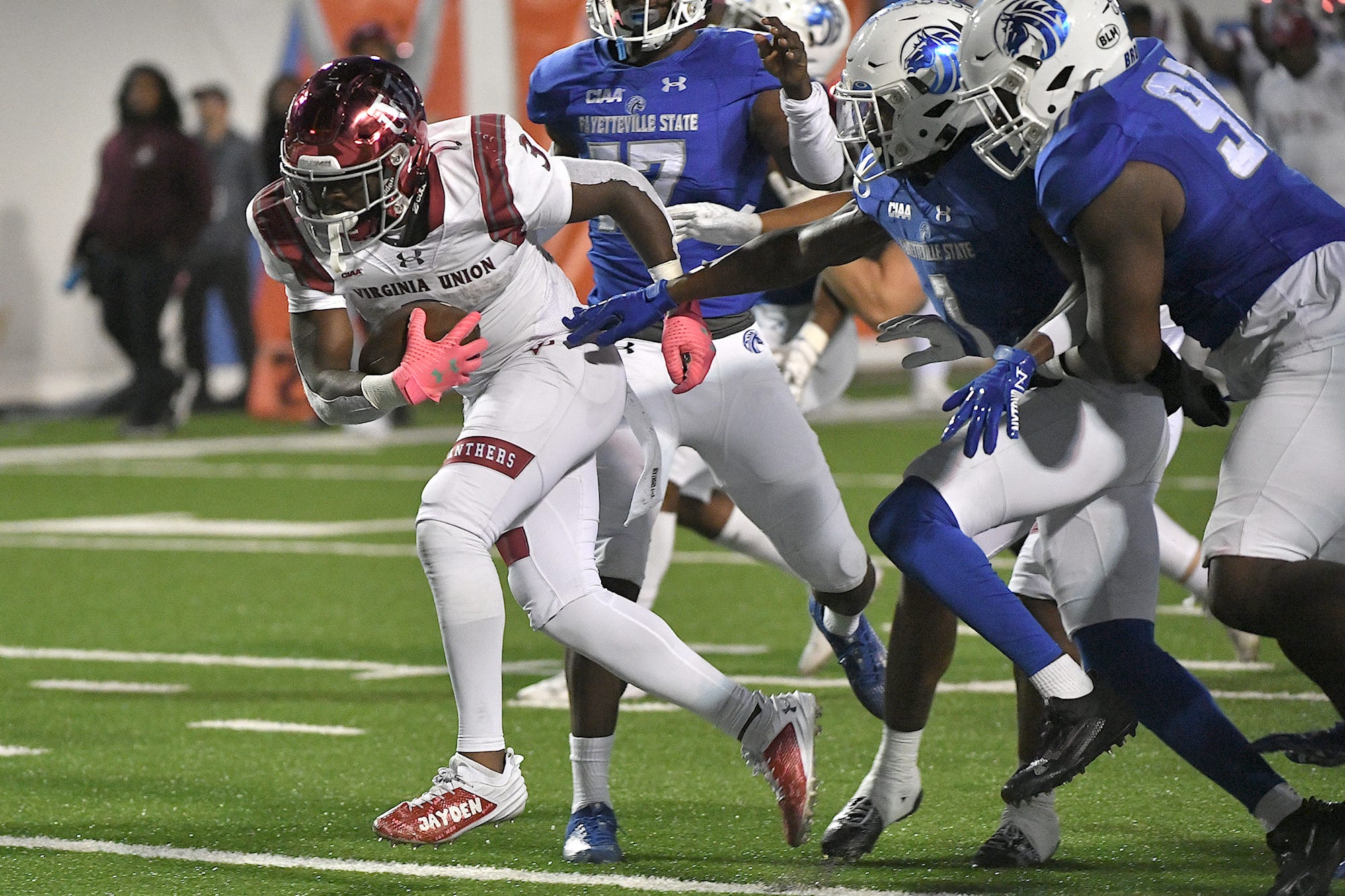 Fayetteville State University Wins 2022 CIAA Football Championship - Video