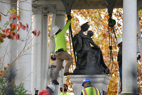 Jacksonville, Florida, mayor has confederate monument removed after years of controversy