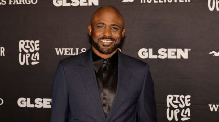 Wayne Brady, Wayne Brady comes Out, Wayne Brady's sexuality, Wayne Brady on being pansexual, Black LGBTQ+ celebrities, Native Son 101, Black queerness, Black queer men, theGrio.com