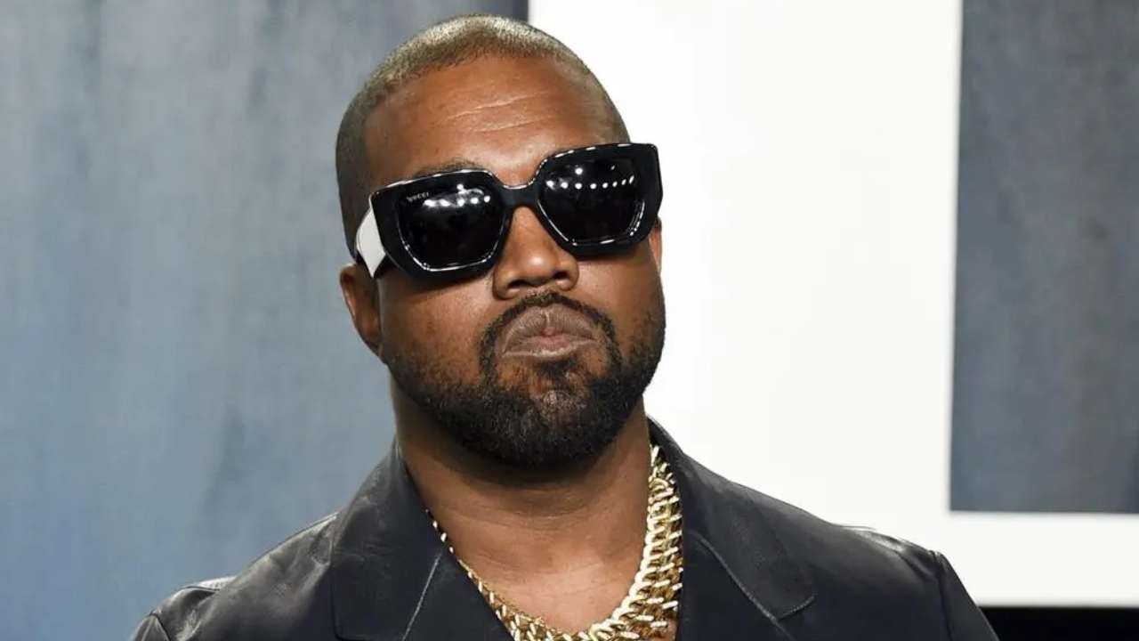 The rapper Ye, who has a long history of making antisemitic comments, issues an apology in Hebrew