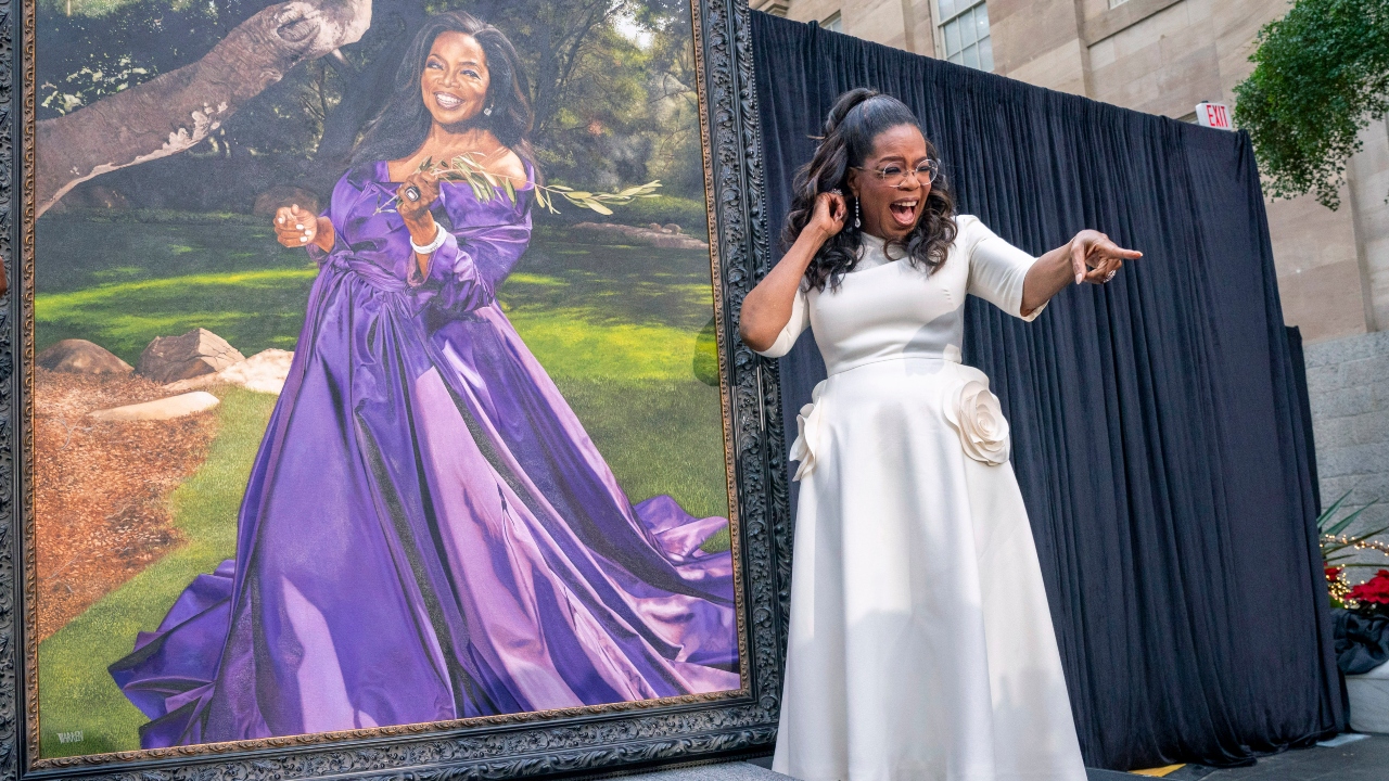 Oprah Winfrey portrait — featuring the color purple — unveiled at ...