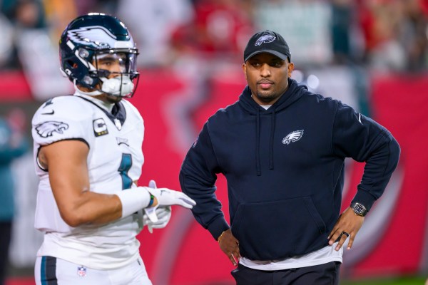 Brian Johnson, Eagles’ offensive coordinator, interviewing with Browns, sources say