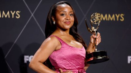 Quinta Brunson wrinkled dress, why was Quinta's dress wrinkled at the Emmys, Quinta Brunson Emmys look, Quinta Brunson Jessica Paster, who is Quinta's stylist? theGrio.com
