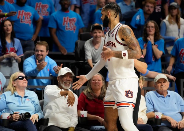 Auburn basketball star awkwardly meets his idol, Morgan Freeman