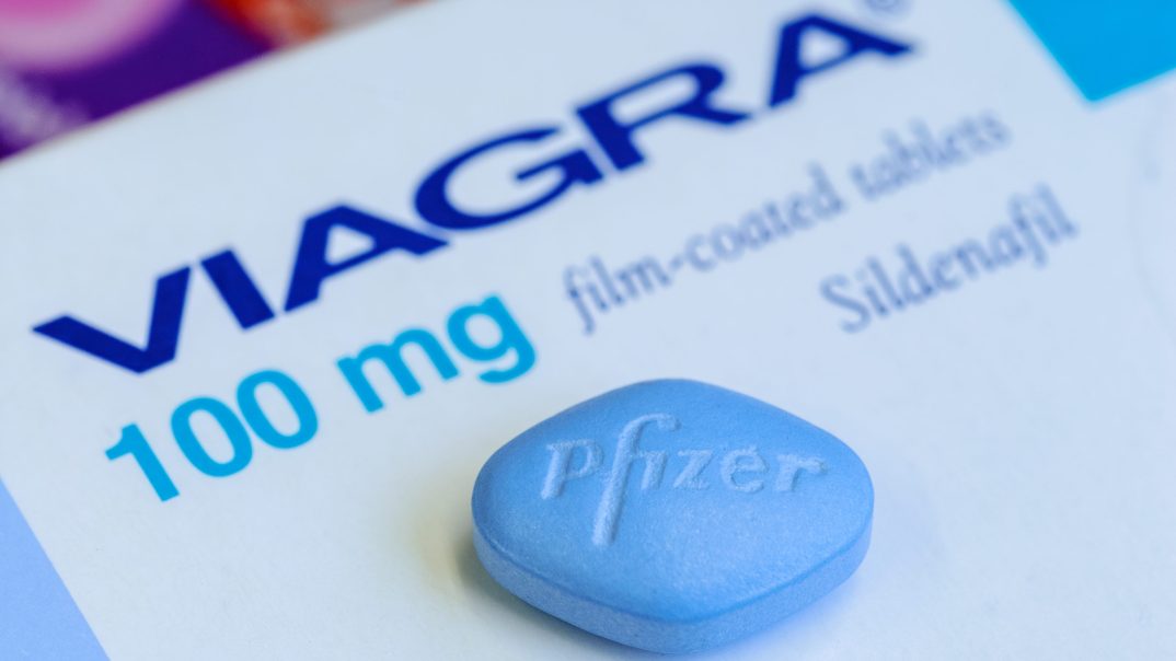 Alzheimer's Disease Viagra, Viagra Alzheimer's, Does Viagra help Alzheimer's?, Why is Viagra good for dementia?, Why is Viagra good for Alzheimer's? theGrio.com