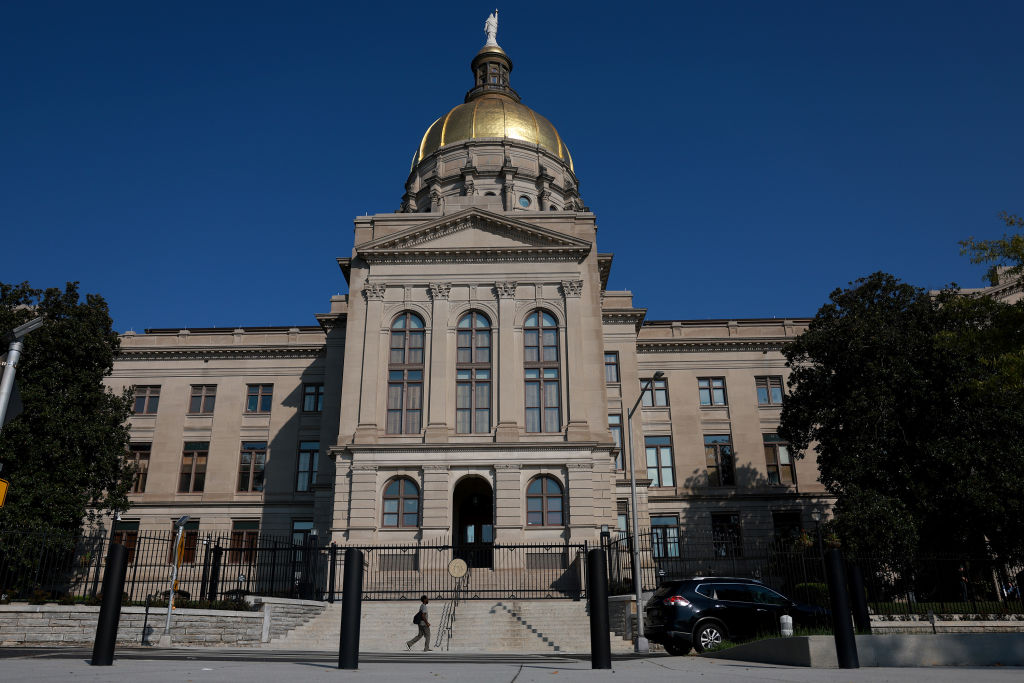 New Georgia bill criminalizes cash bail funds