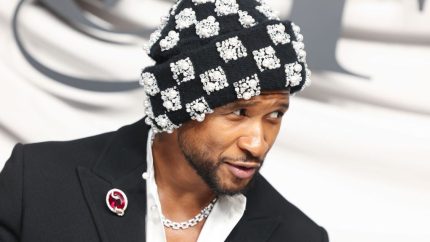 Usher strips down for Skims ahead of his Super Bowl debut - TheGrio
