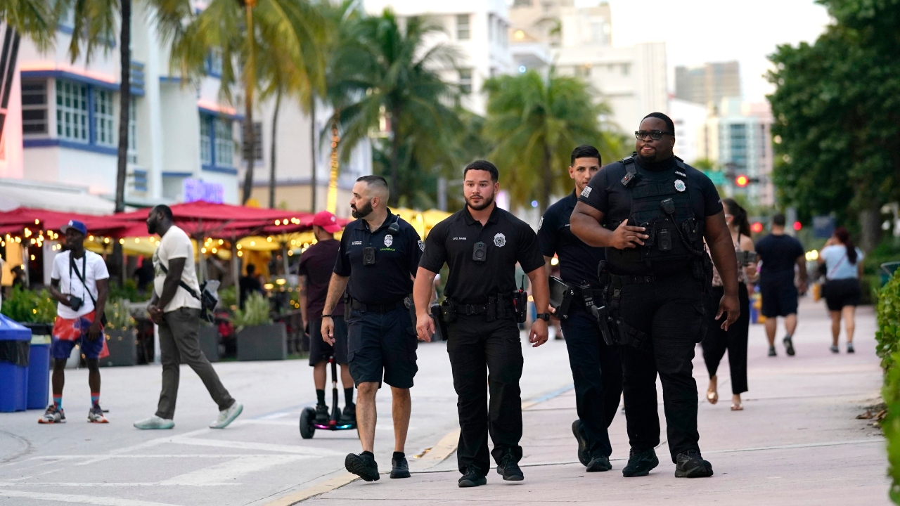 Large Black crowds prompted spring break restrictions in Miami, civil rights advocates say