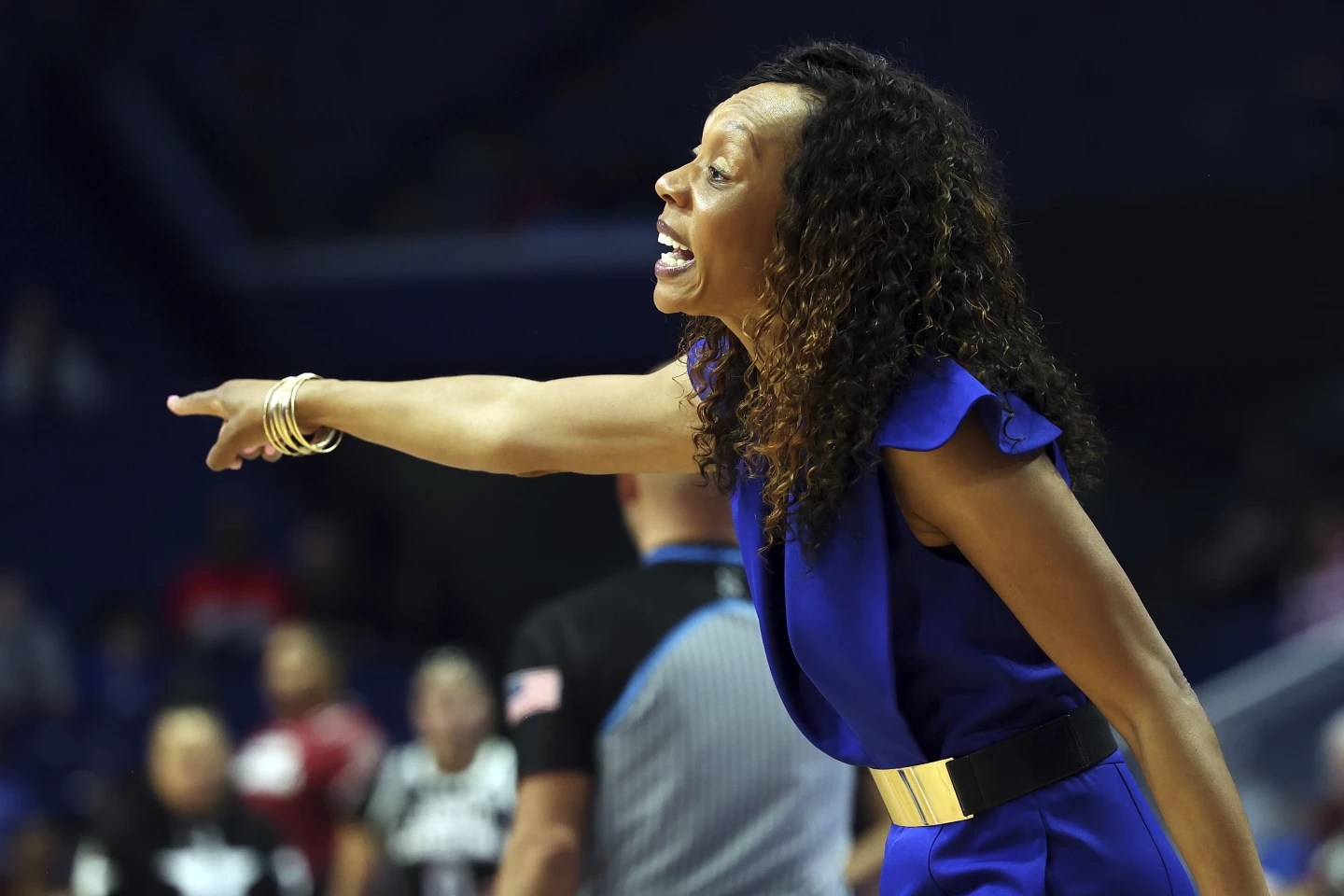 Kentucky fires Kyra Elzy as women’s basketball coach, just 2 years after winning first SEC crown since 1982