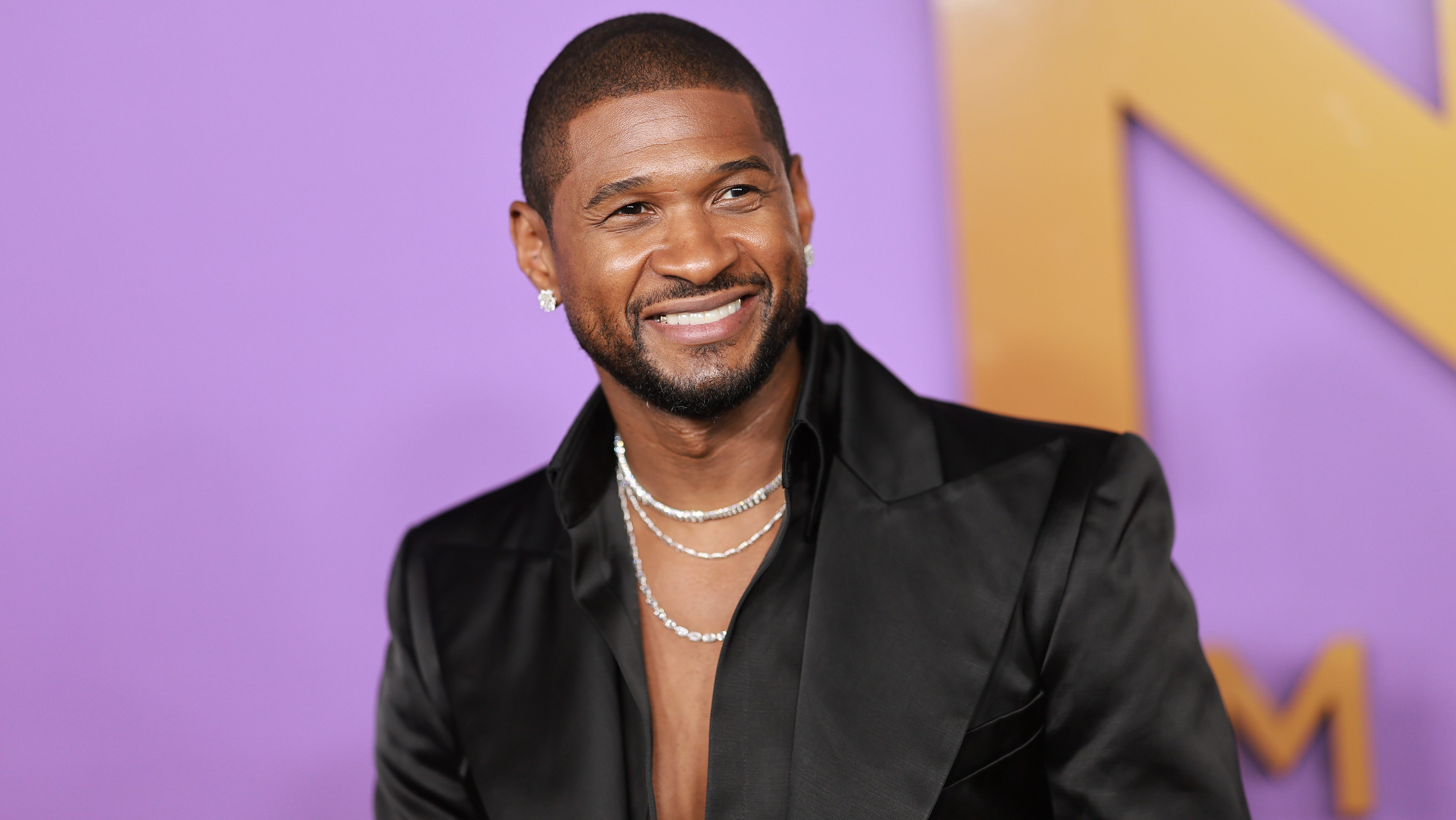 Usher says his son ‘stole’ his phone to DM his favorite artist