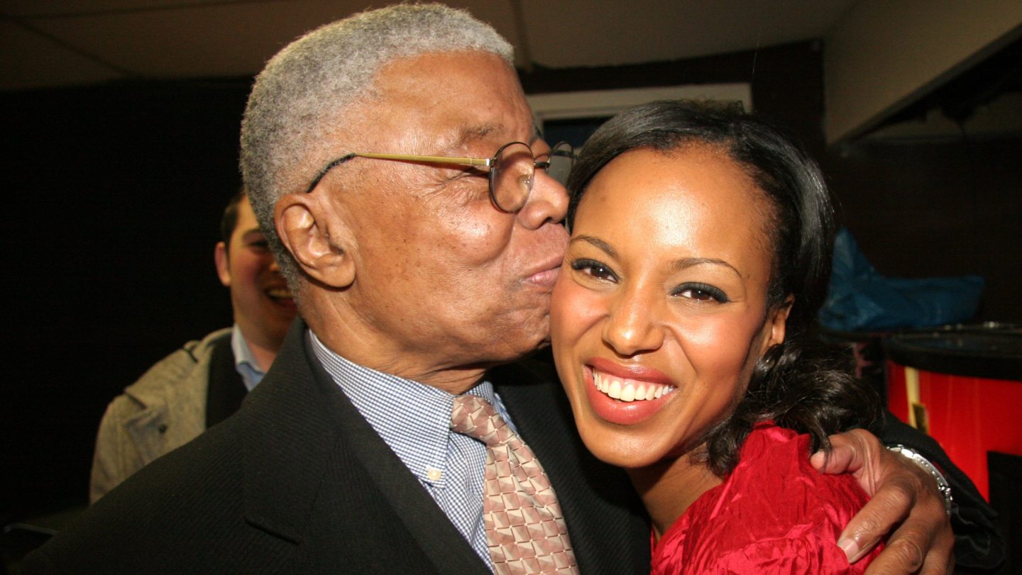 Kerry Washington, Kerry Washington father, Kerry Washington memoir, Kerry Washington Thicker Than Water, Kerry Washington book, Earl Washington, Who is Kerry Washington's father, LA Times Fastival of Books, Black memoirs, celebrity memoirs, Black celebrity memoirs, theGrio.com