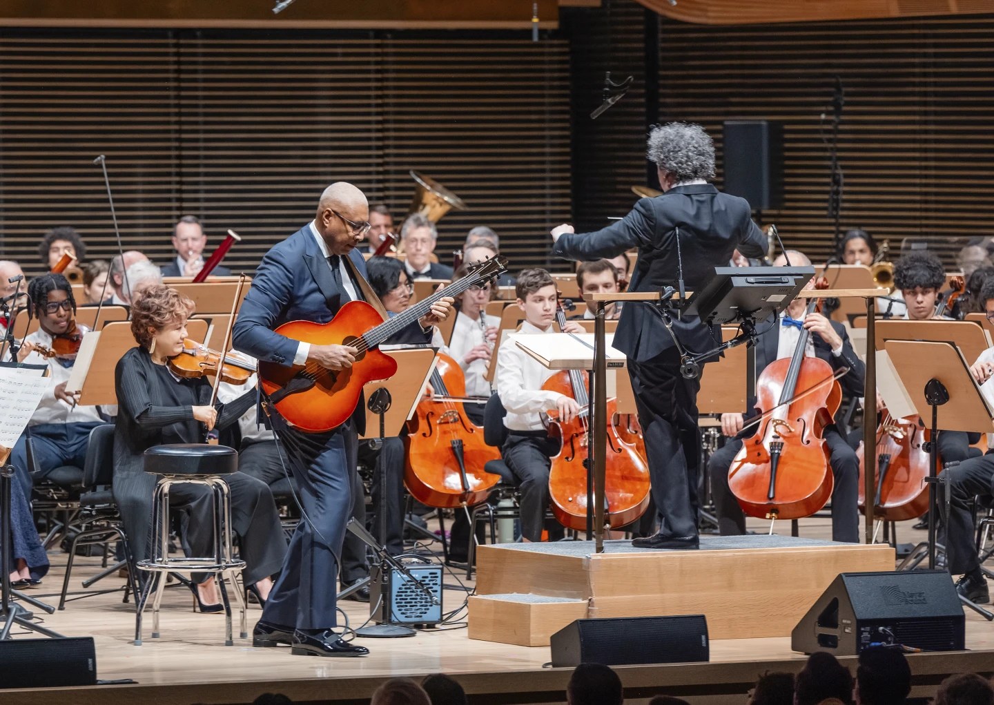 Former Yankees star Bernie Williams makes New York Philharmonic debut at Lincoln Center