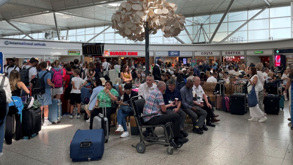 London Stansted Airport, power outage, theGrio.com