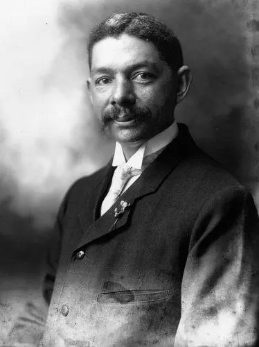 Robert R. Taylor, First Black Student at MITIndirect: Tuskegee University, theGrio.com, Black architects