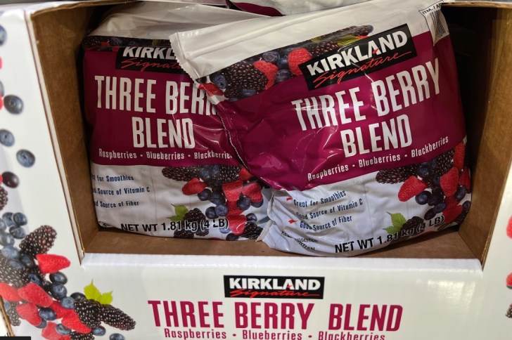 Kirkland Signature Three Berry Blend