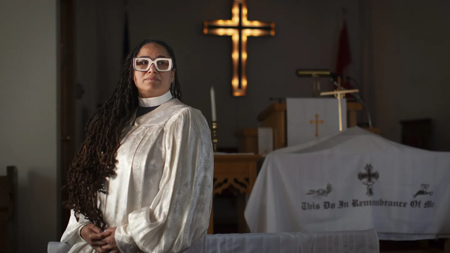 Rev. Jennifer Susanne Leath, Rev. Jennifer S. Leath, AME church same-sex marriage, same-sex marriage, same-sex marriage and church, AME Church, queer clergy, queer clergy in AME church, theGrio.com