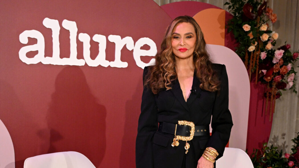 Tina Knowles love life, Tina Knowles relationship, Tina Knowles Richard Lawson, Tina Knowles Matthew Knowles relationship, Tina Knowles Richard Lawson relationship, Why did Tina Knowles get divorced?, Tina Knowles memoir, Matriarch by Tina Knowles theGrio.com