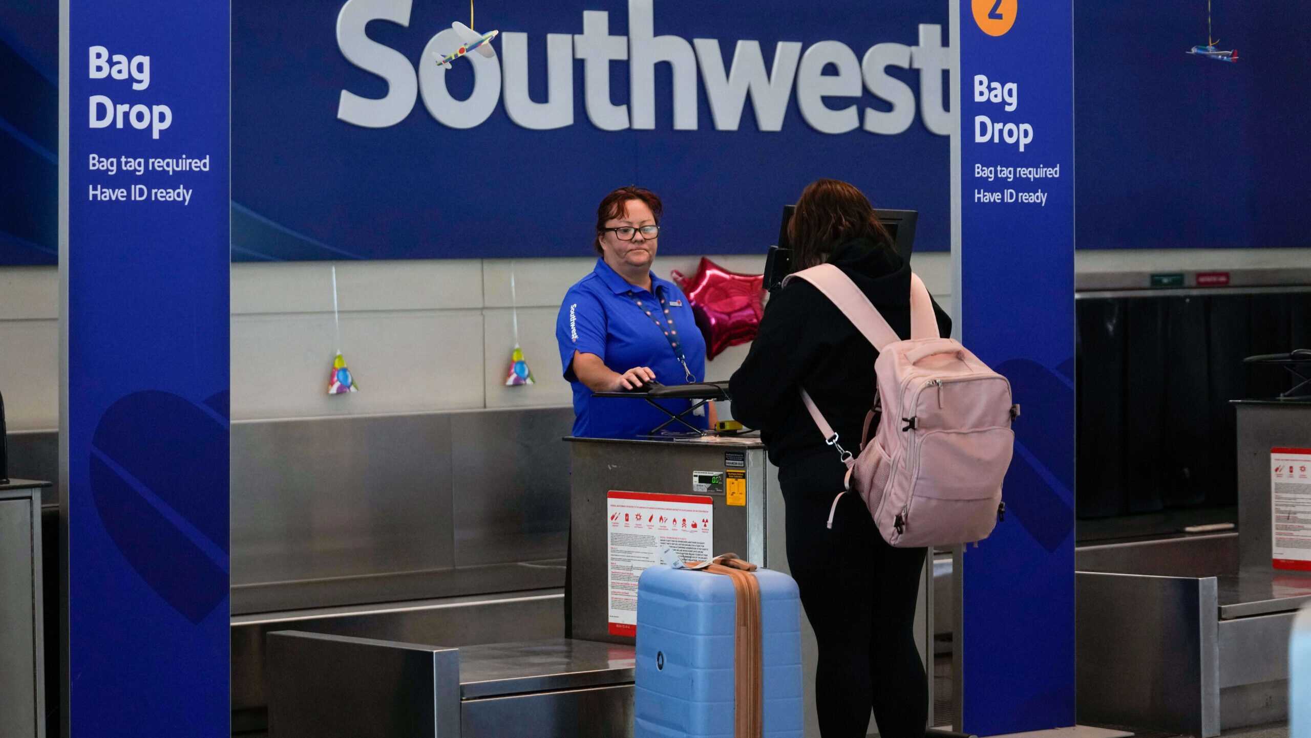 Final boarding call for free bags at Southwest as airline abandons a cherished perk